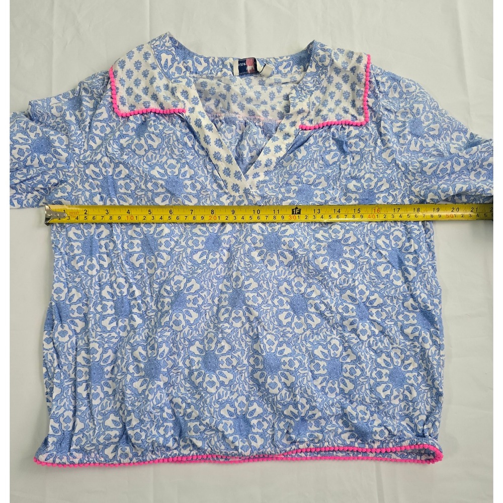 Vineyard Vines Blue White Block Print Pom Pom Trim Blouse Top XS 2K001306 - Picture 10 of 15